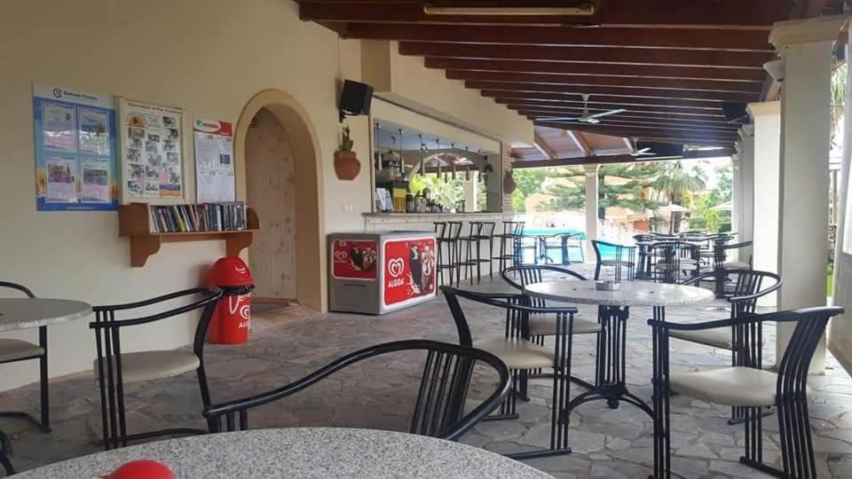 Hellens Village Almiros Beach Exterior foto
