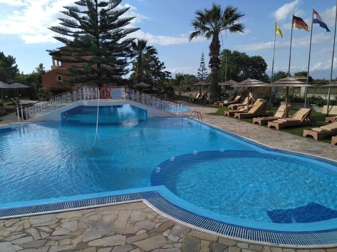 Hellens Village Almiros Beach Exterior foto